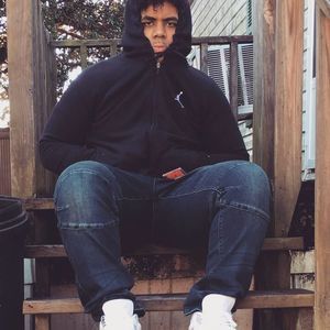 Meet your Posher, Nicholas